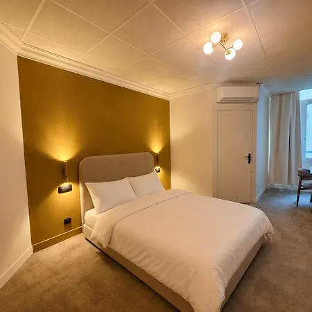 Hotel Foch-2